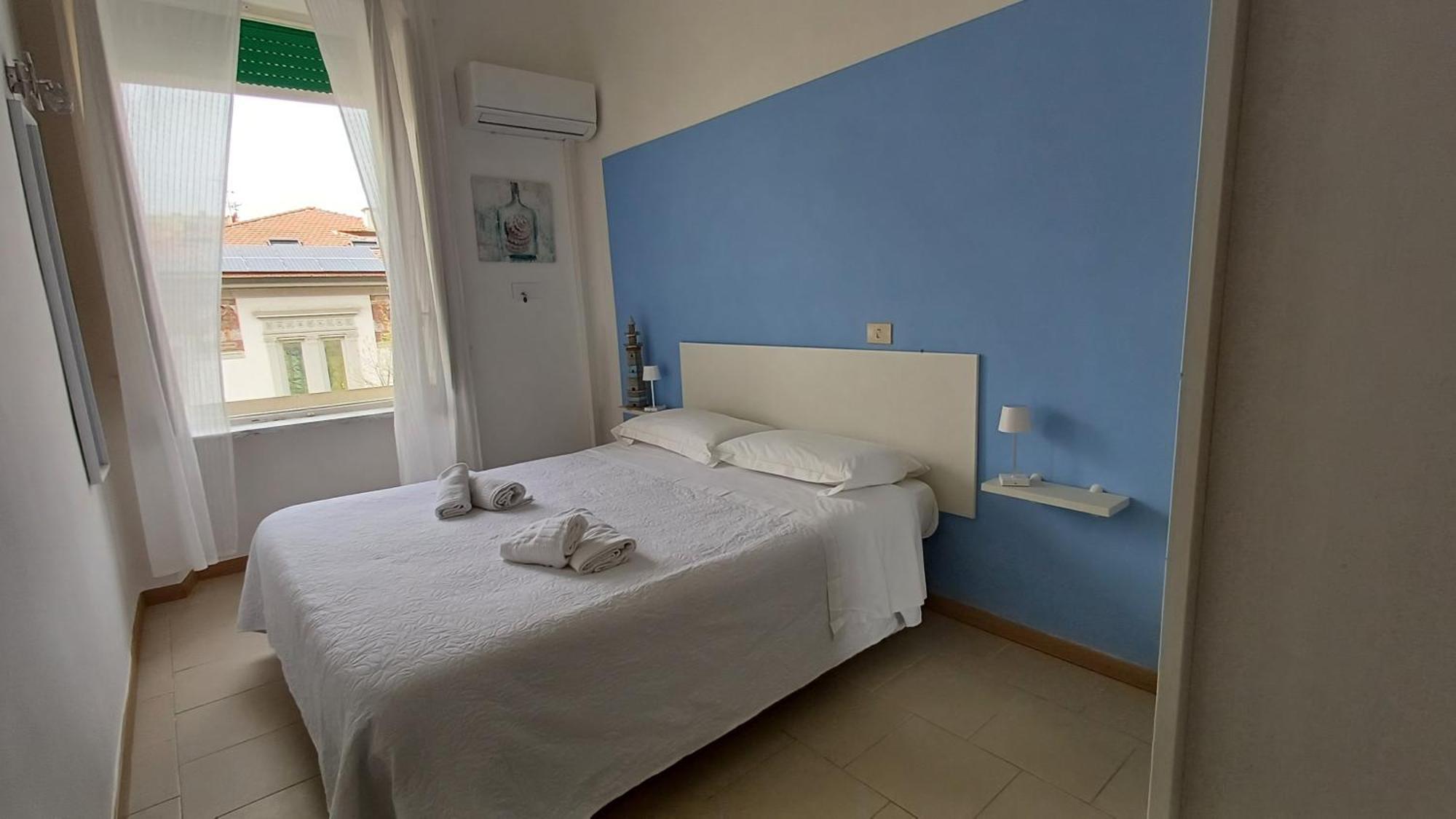 Hotel Canarco Viareggio Bagian luar foto